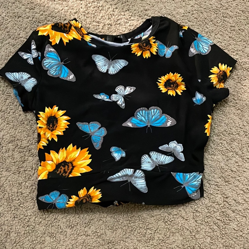 Floral crop top